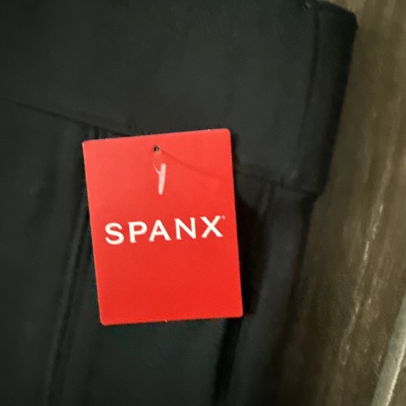 NWT Spanx Straight Leg In Ponte Classic Black Pants Womens Small 28x29 Slimming - Picture 2 of 10
